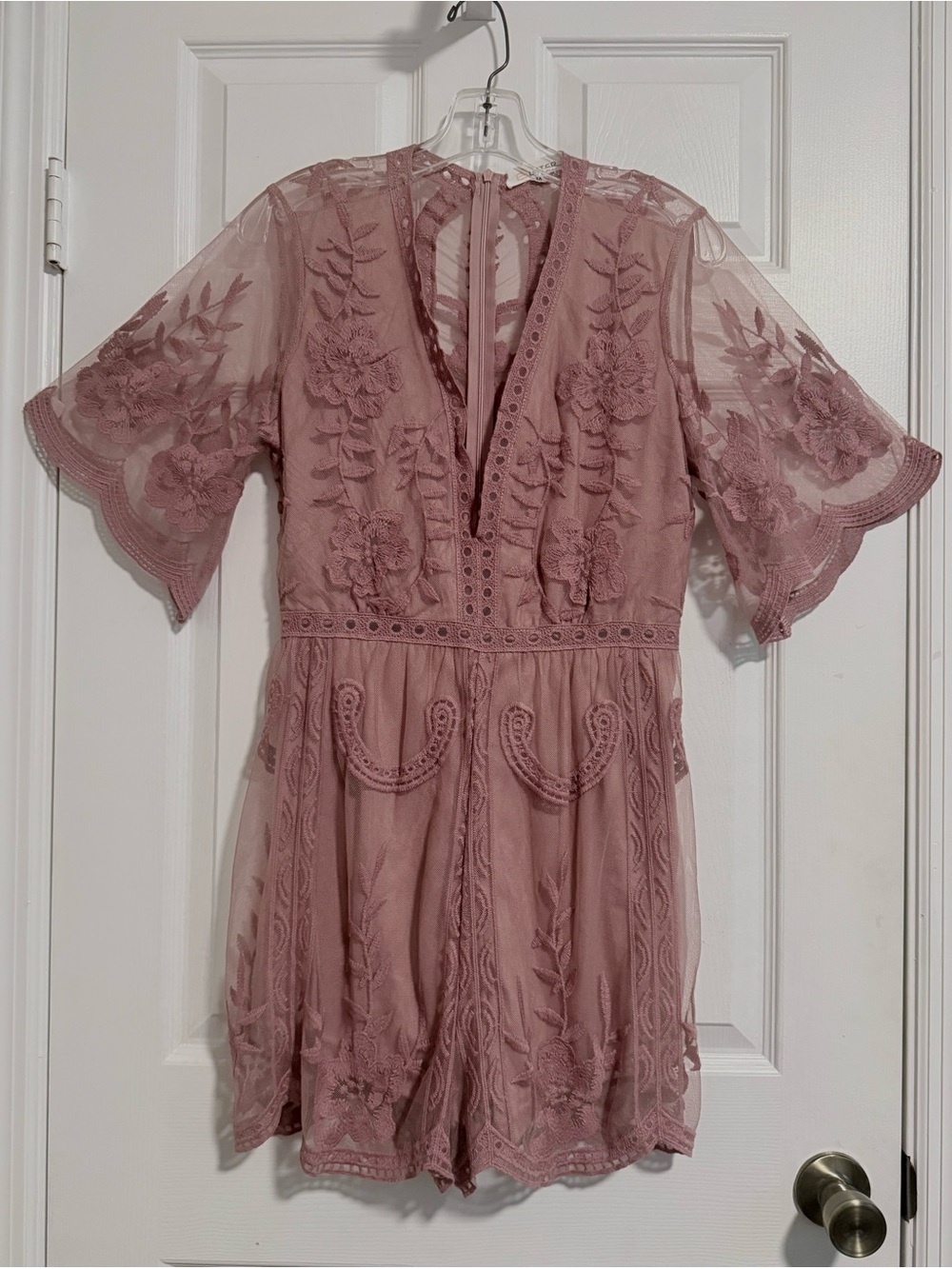 Eleter Boho Floral Embroidered Lace Romper One Piece Plunge V-Neck Mauve M